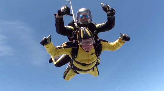 Skydiver 16 